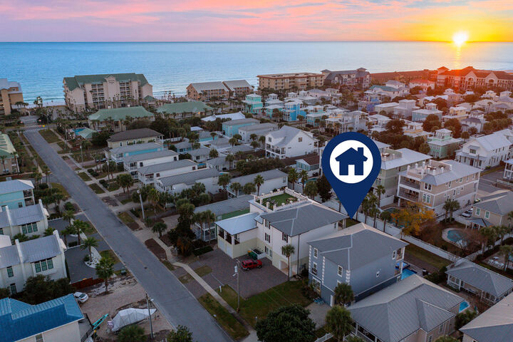 Property Photo: 92 Woodward Street FL 32541