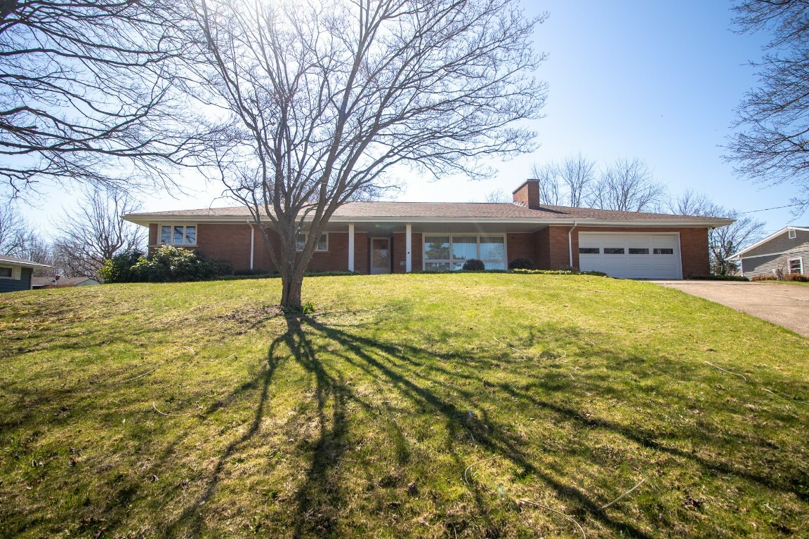Property Photo: 2543 Golf Club Road PA 16509