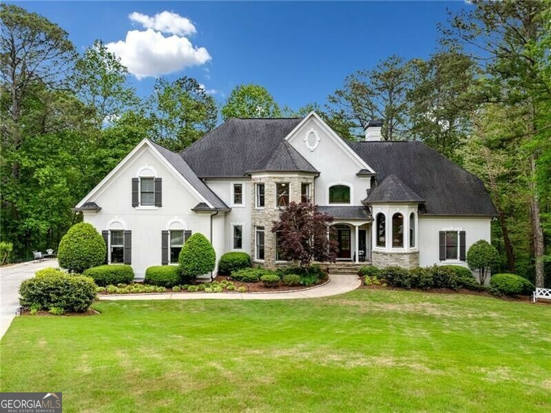 560 Indigo Drive  Roswell GA 30075 photo