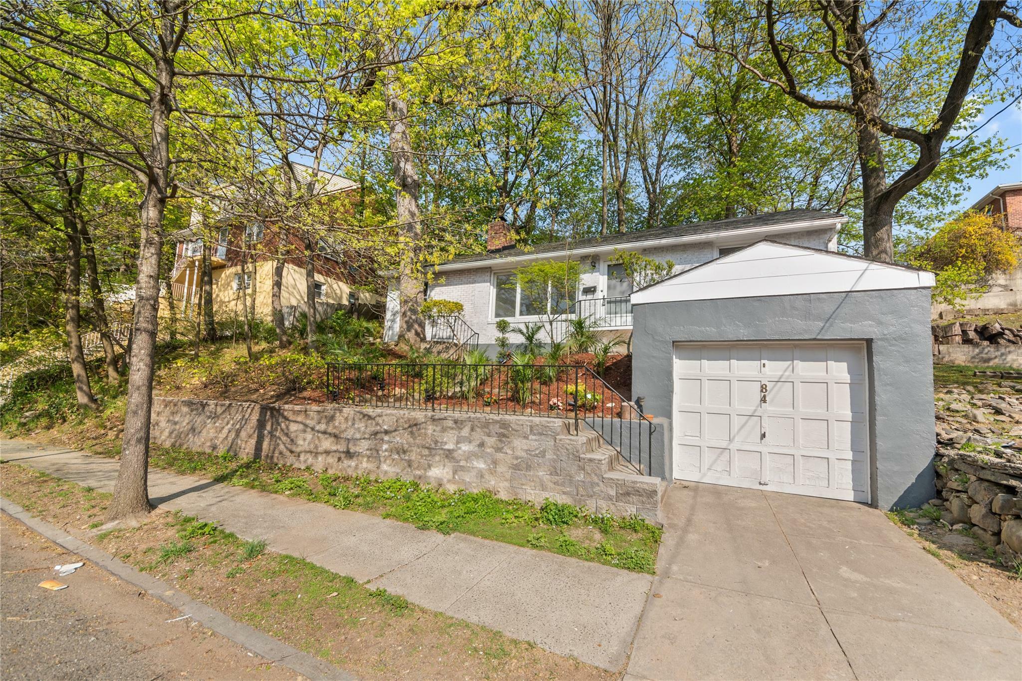 Property Photo: 84 Courter Avenue NY 10705