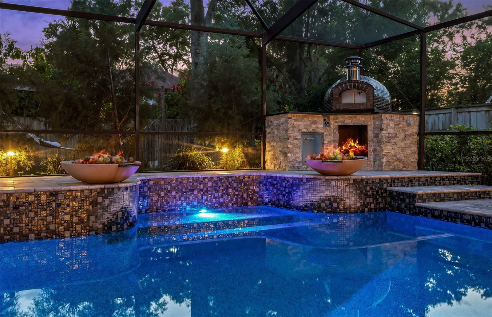 Property Photo: 11804 Carrollwood Village Cove FL 33618