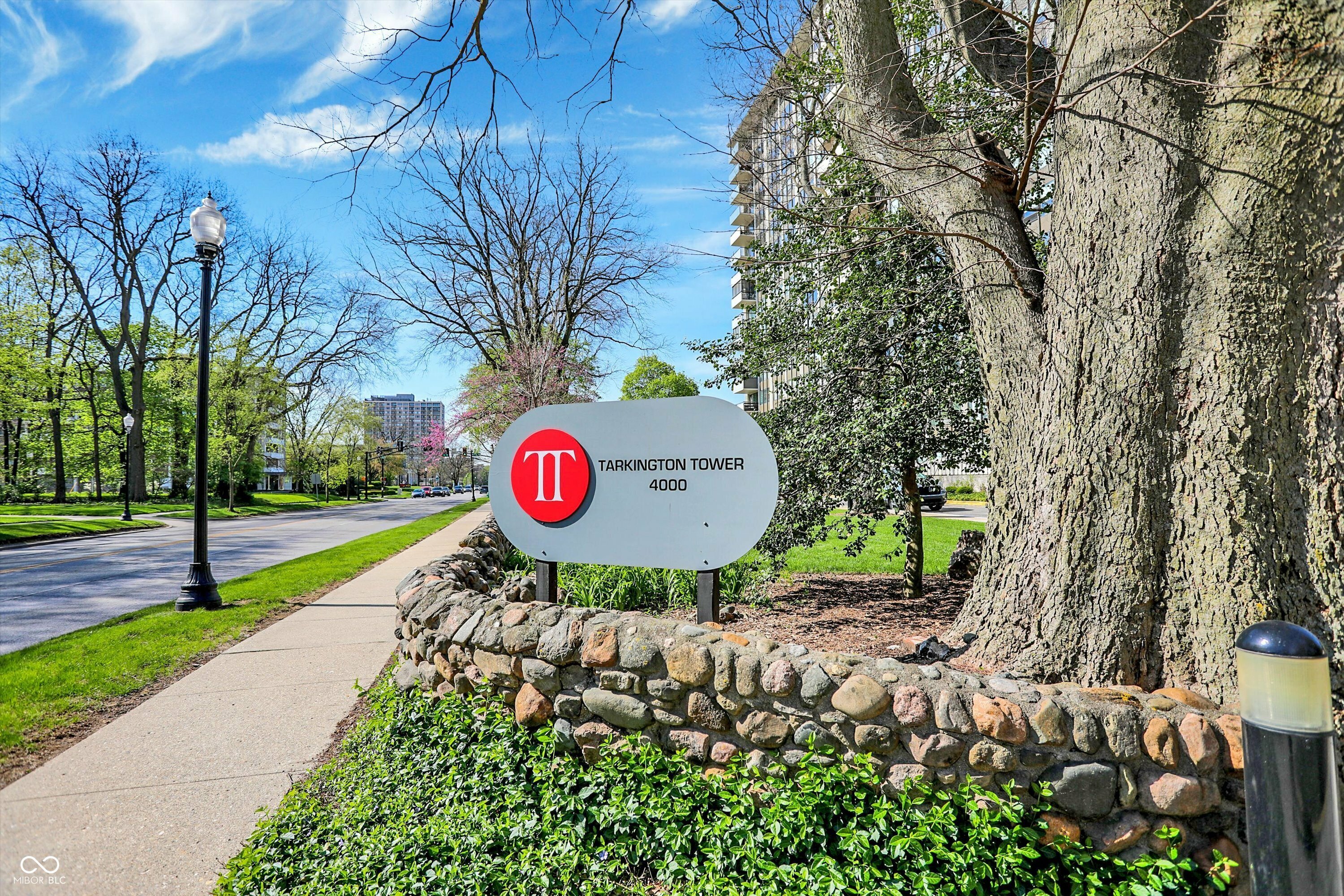 Property Photo: 4000 N Meridian Street 9E IN 46208
