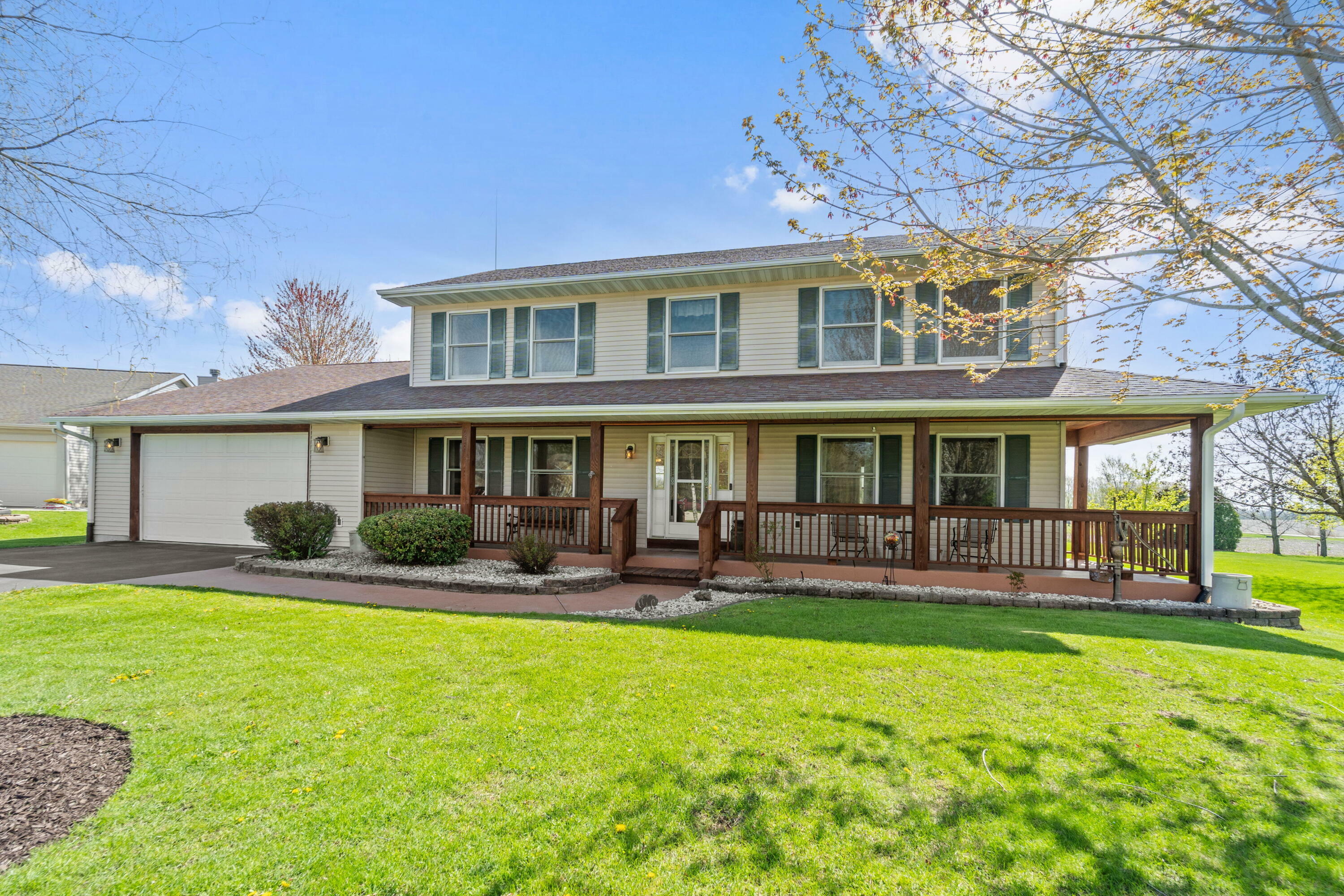 Property Photo: 3545 Kimberly Ln WI 53126