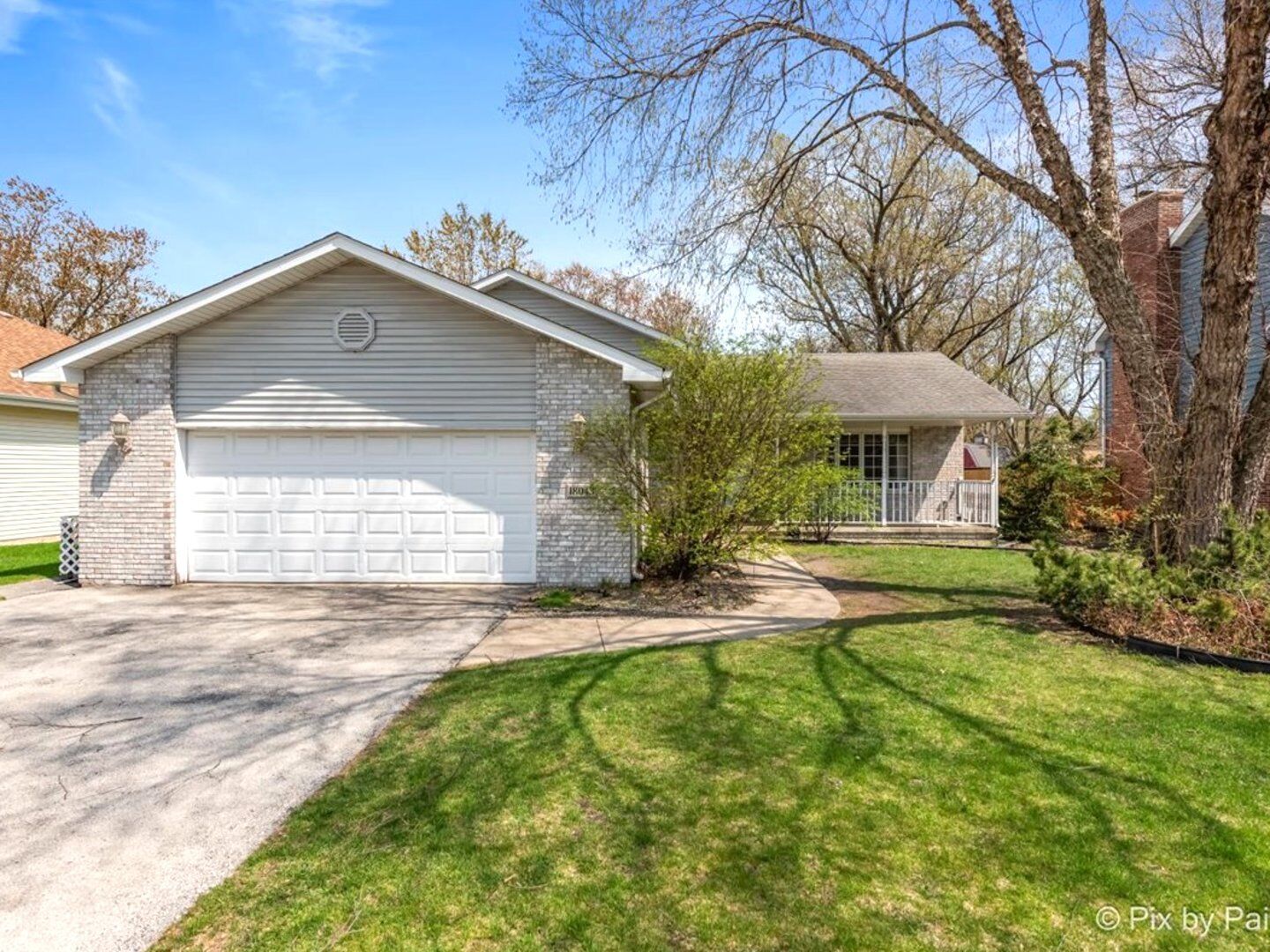 Property Photo: 18043 Crystal Lane IL 60438