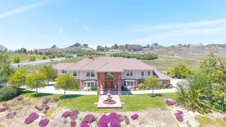 37028 De Portola Road  Temecula CA 92592 photo
