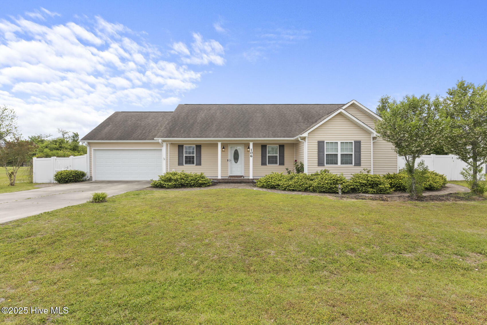 Property Photo: 106 Waverly Way NC 28540