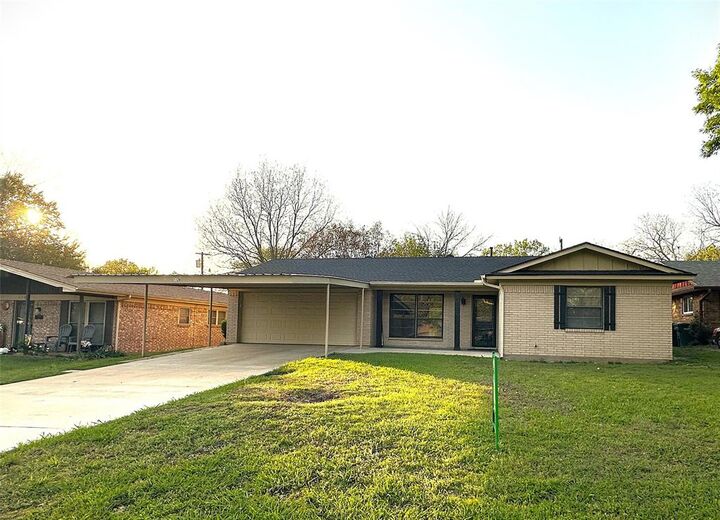 1120 S Valentine Drive  Sherman TX 75090 photo