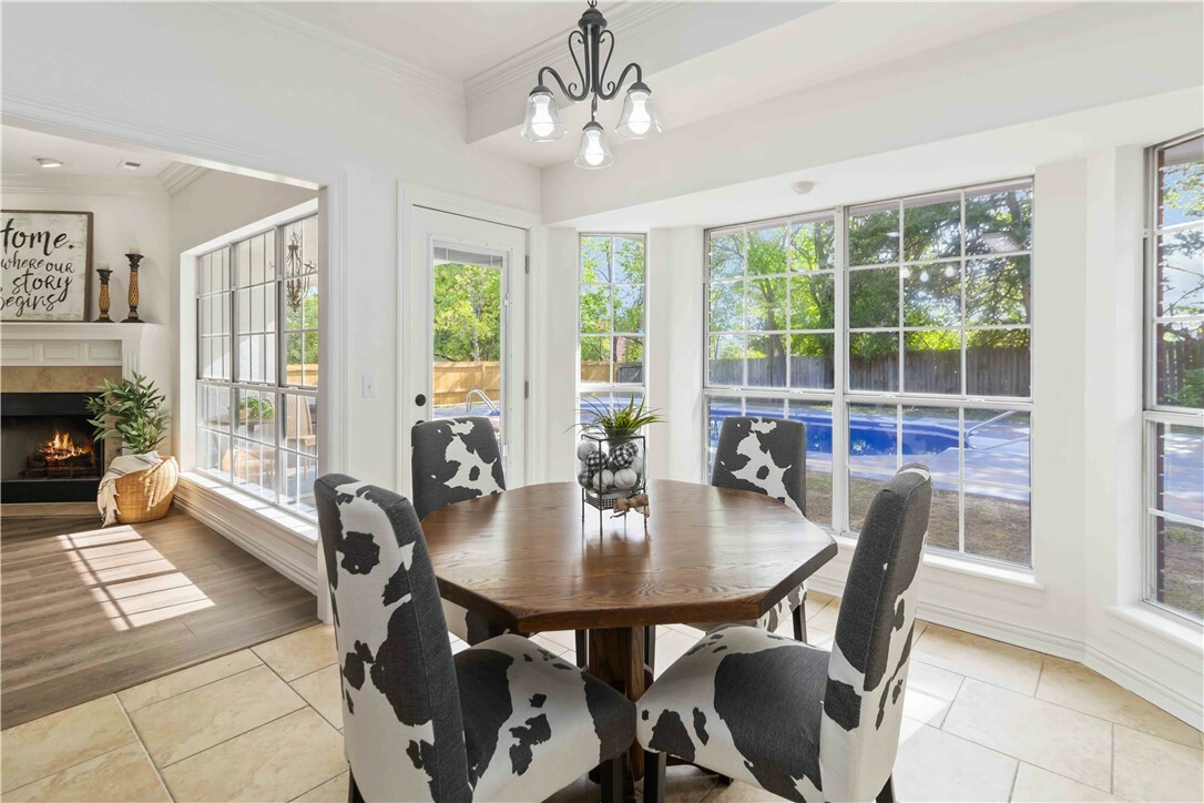 Property Photo: 1838 N Glenbrook Place AR 72701