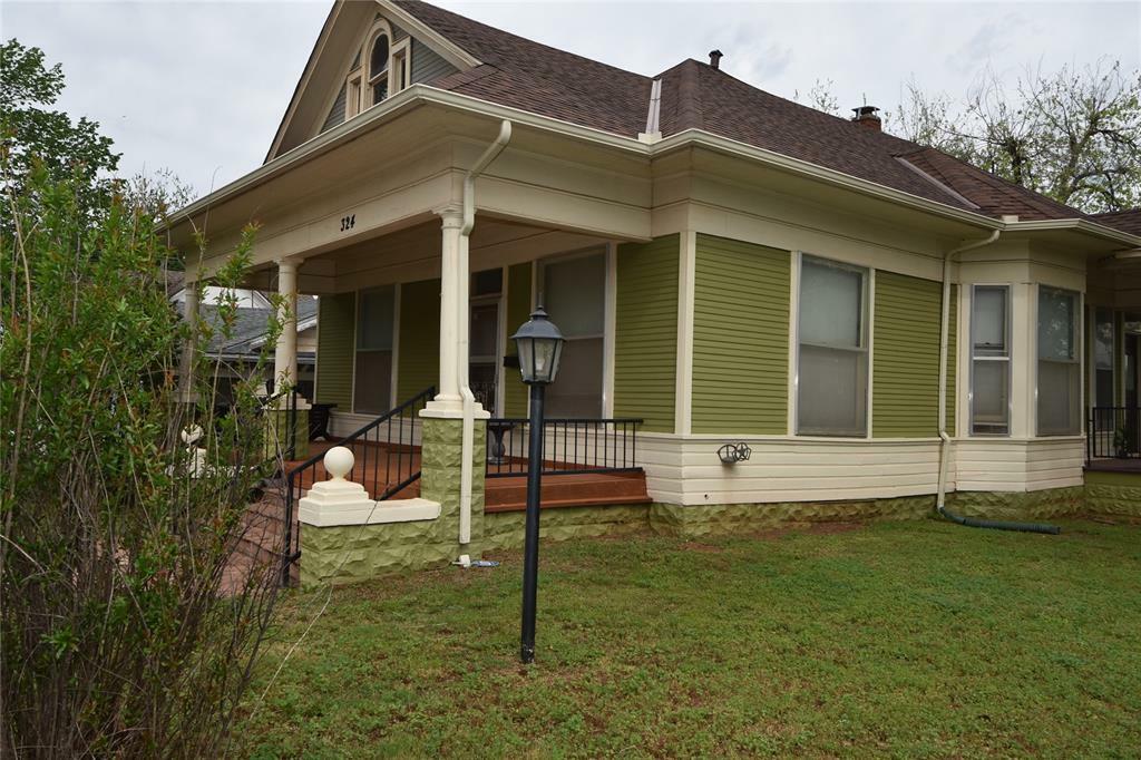 Property Photo:  324 E Washington Avenue  OK 73044 