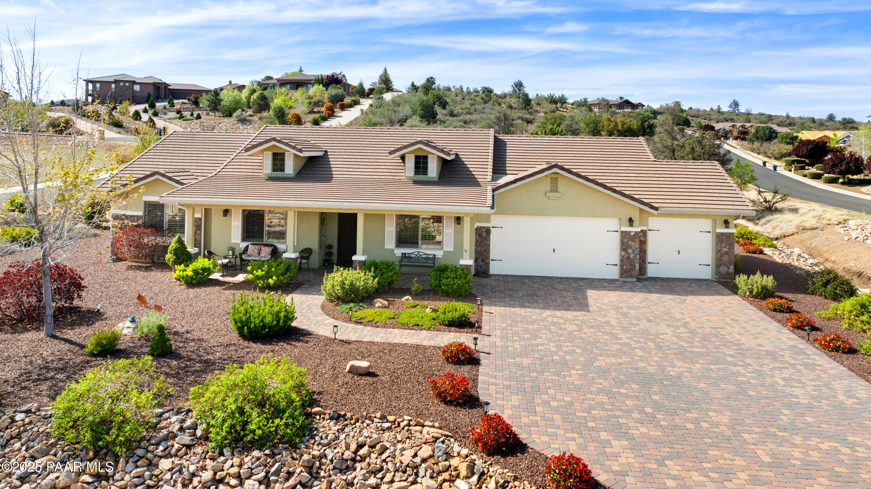 Property Photo:  301 Brillante Lane  AZ 86301 
