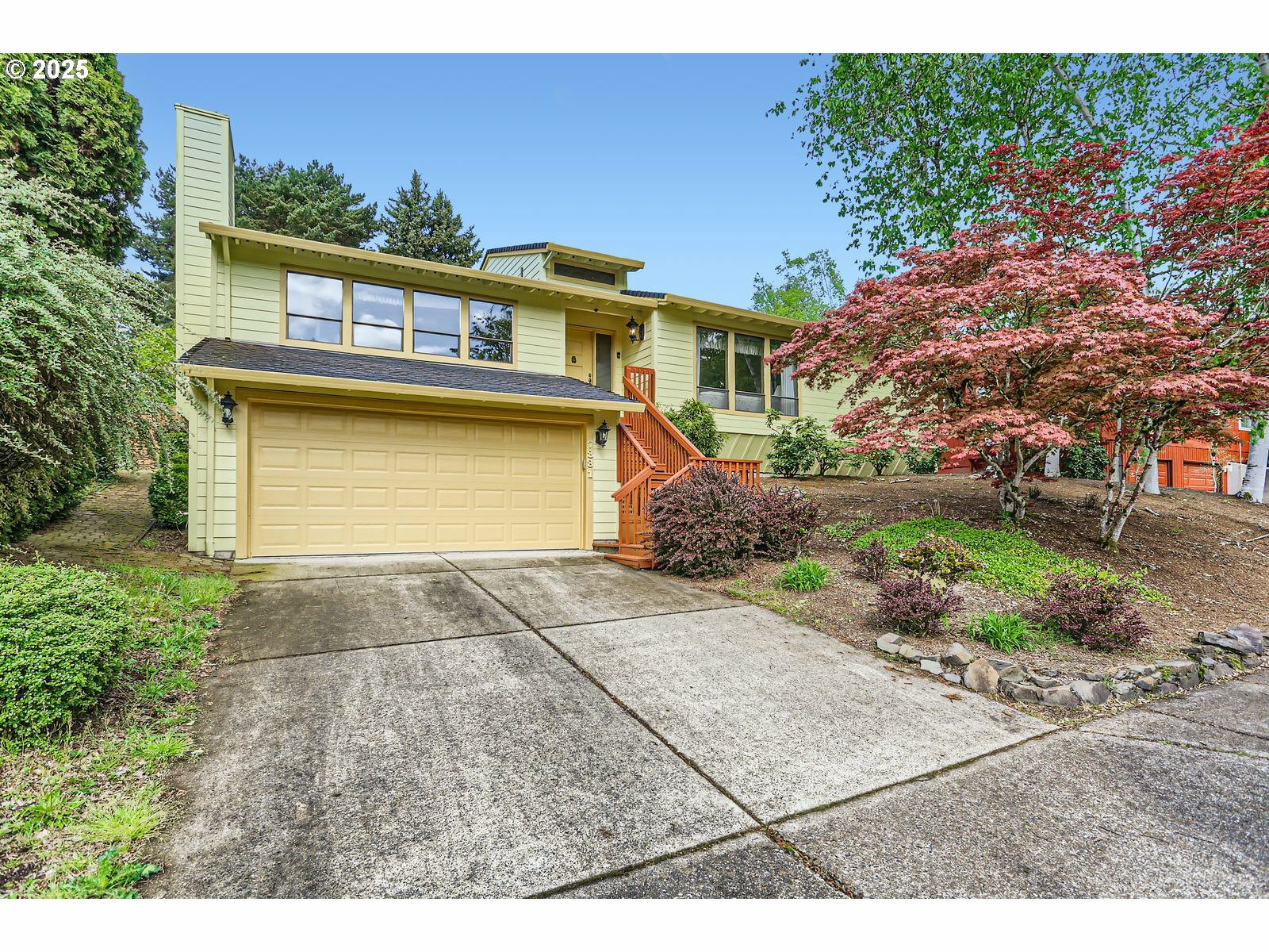 Property Photo: 7331 SW 152nd Ave OR 97007