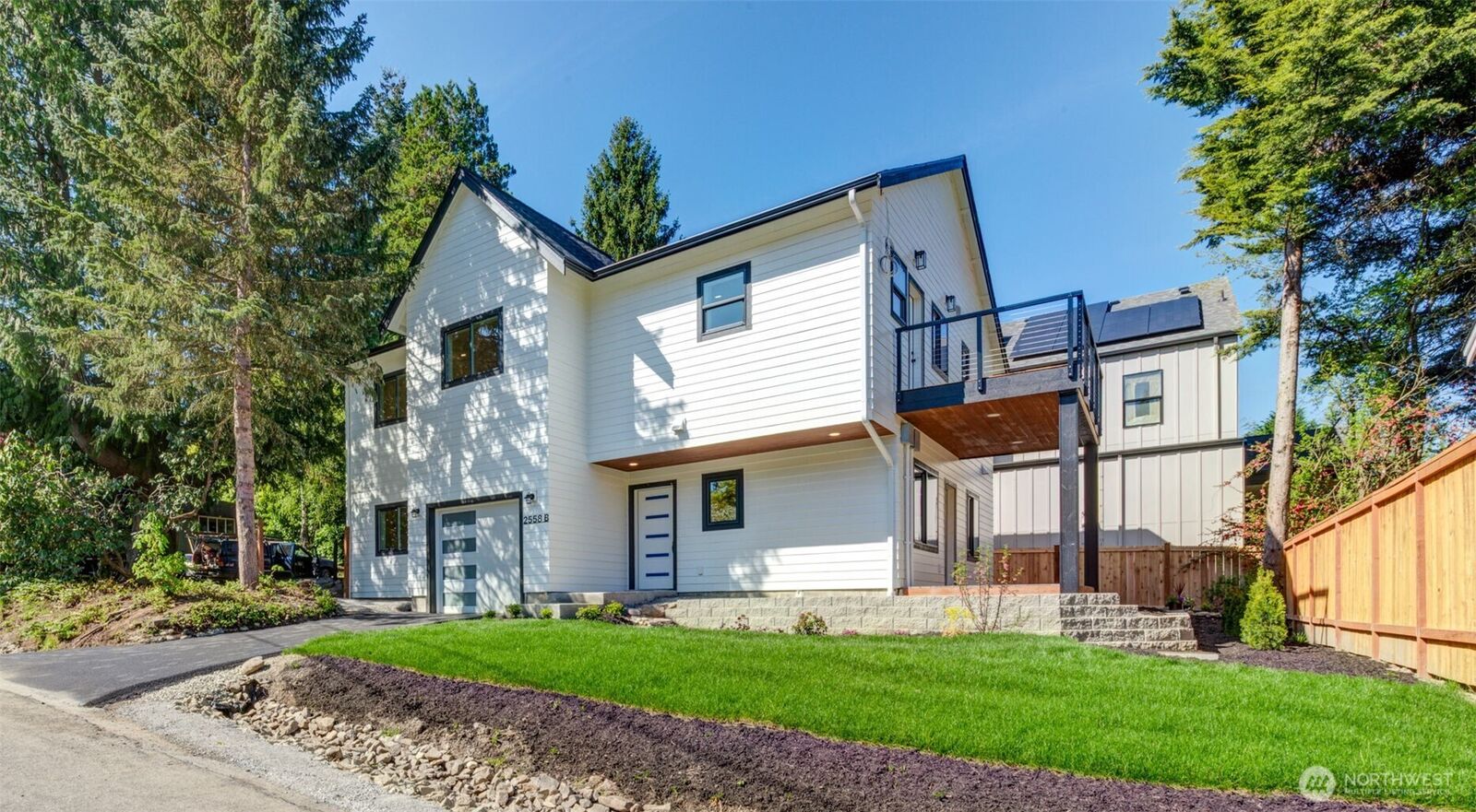 Property Photo:  2558 NE 91st Street B  WA 98115 