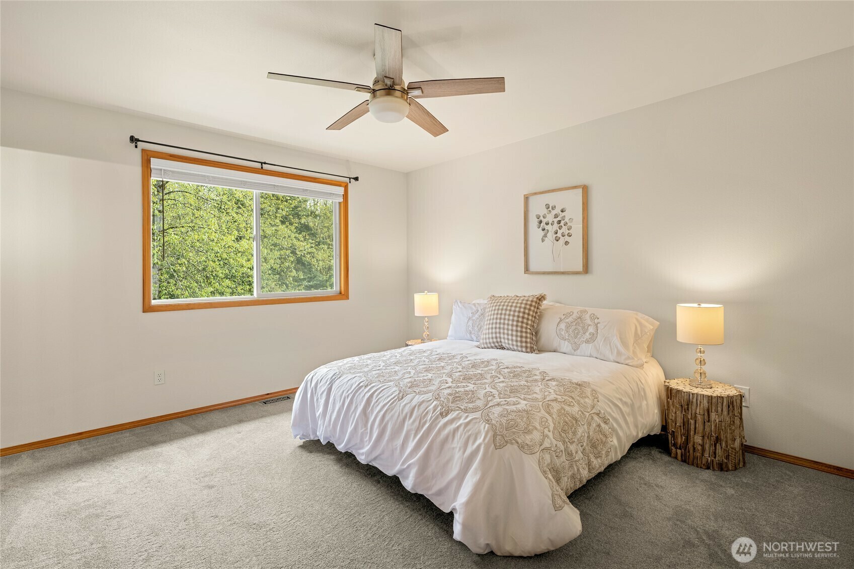 Property Photo: 639 125th Avenue NE WA 98258