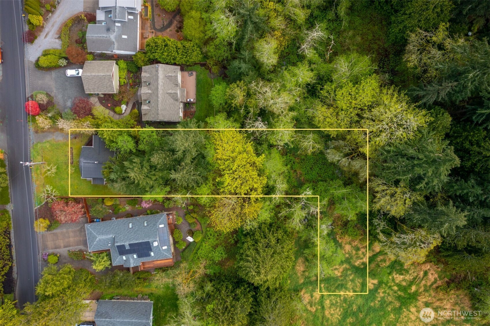 Property Photo:  4204  Harrison Street  WA 98229 
