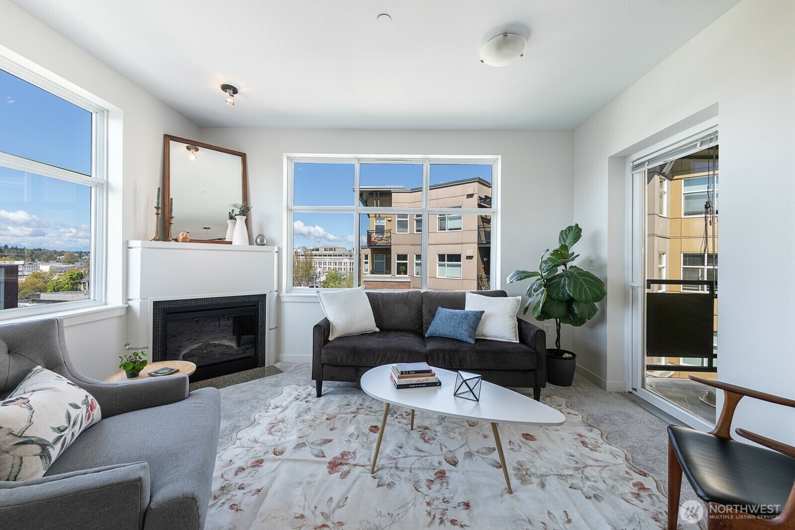 Property Photo: 5440 Leary Avenue NW 625 WA 98107
