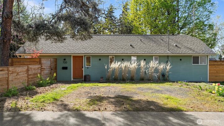Property Photo:  720 S 4th Avenue  WA 99362 