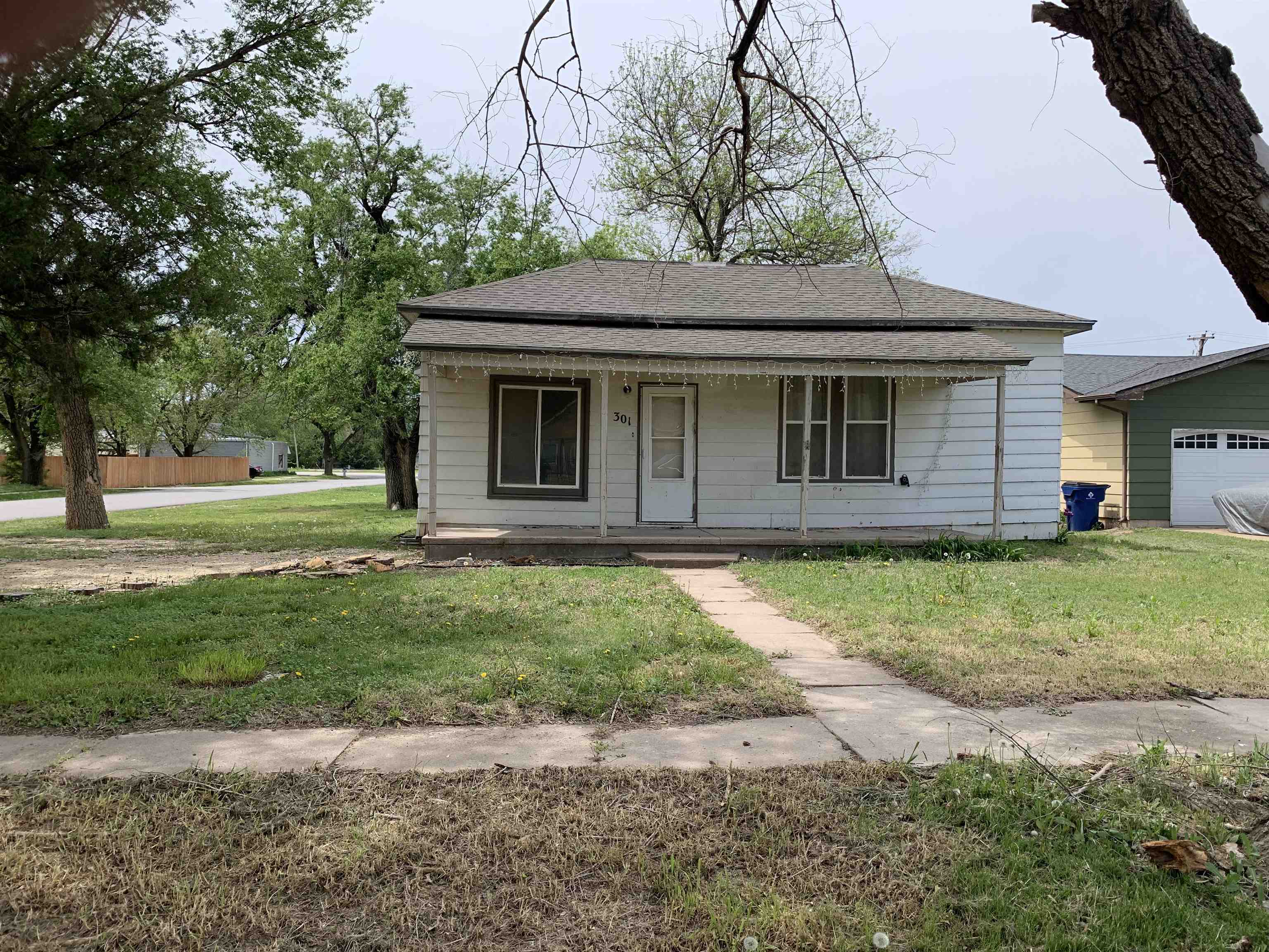 301 N Cedar St  Goddard KS 67052 photo