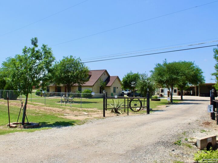 Property Photo:  12365 Rudolph Rd Unit 3  TX 78002 