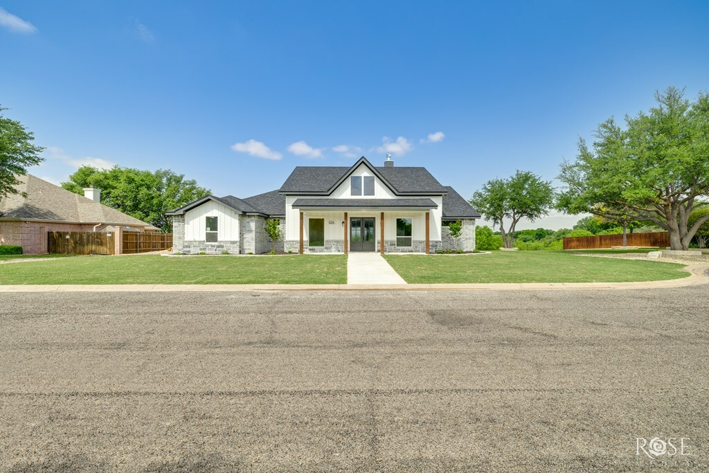 Property Photo: 2734 Oak Hills Trail TX 76904