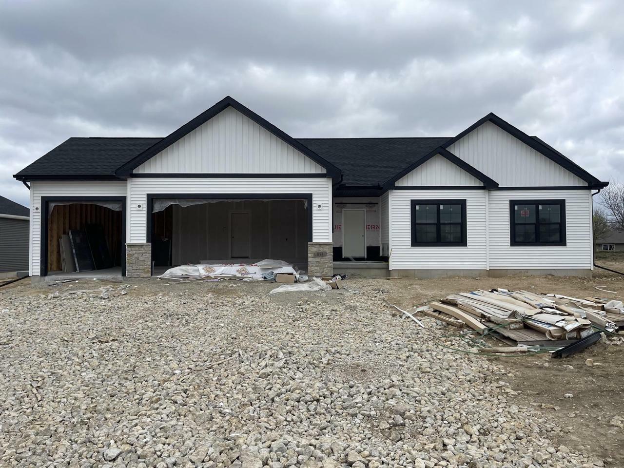 Property Photo: 898 Red Hawk Drive WI 53563