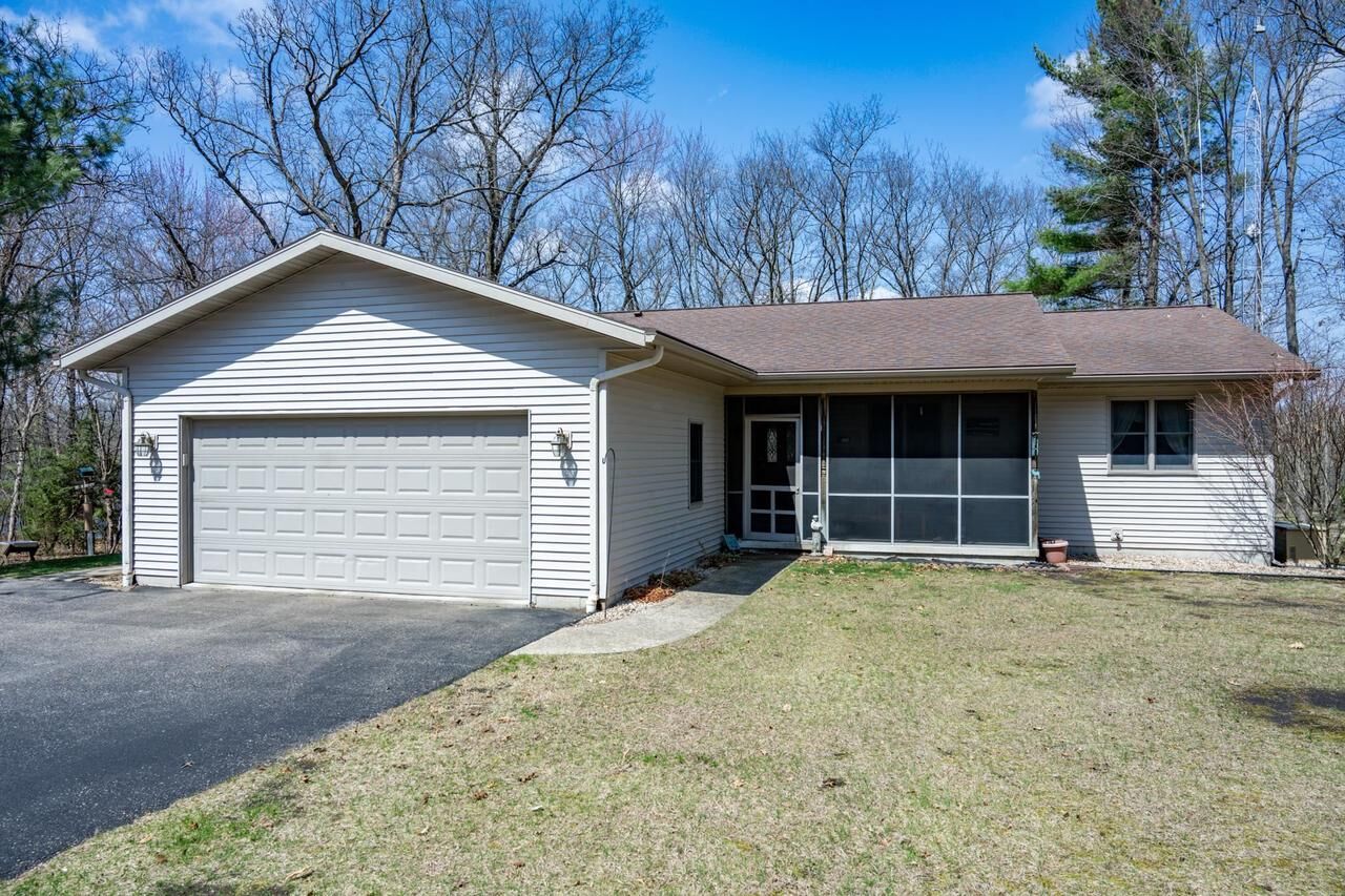 Property Photo:  W3760 West Lemonweir Court  WI 53948 