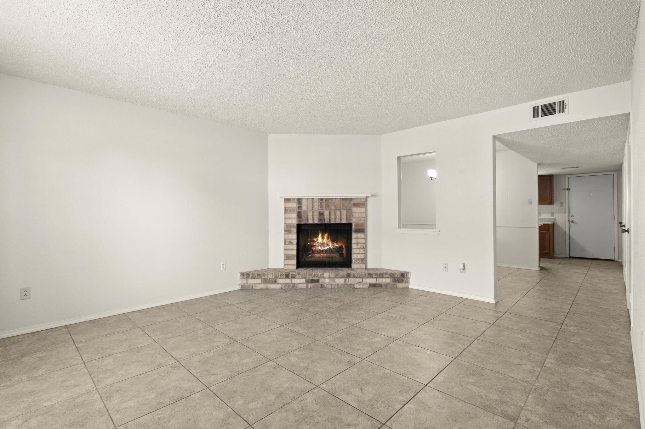Property Photo: 85 E Caldwood Unit 19 TX 77707