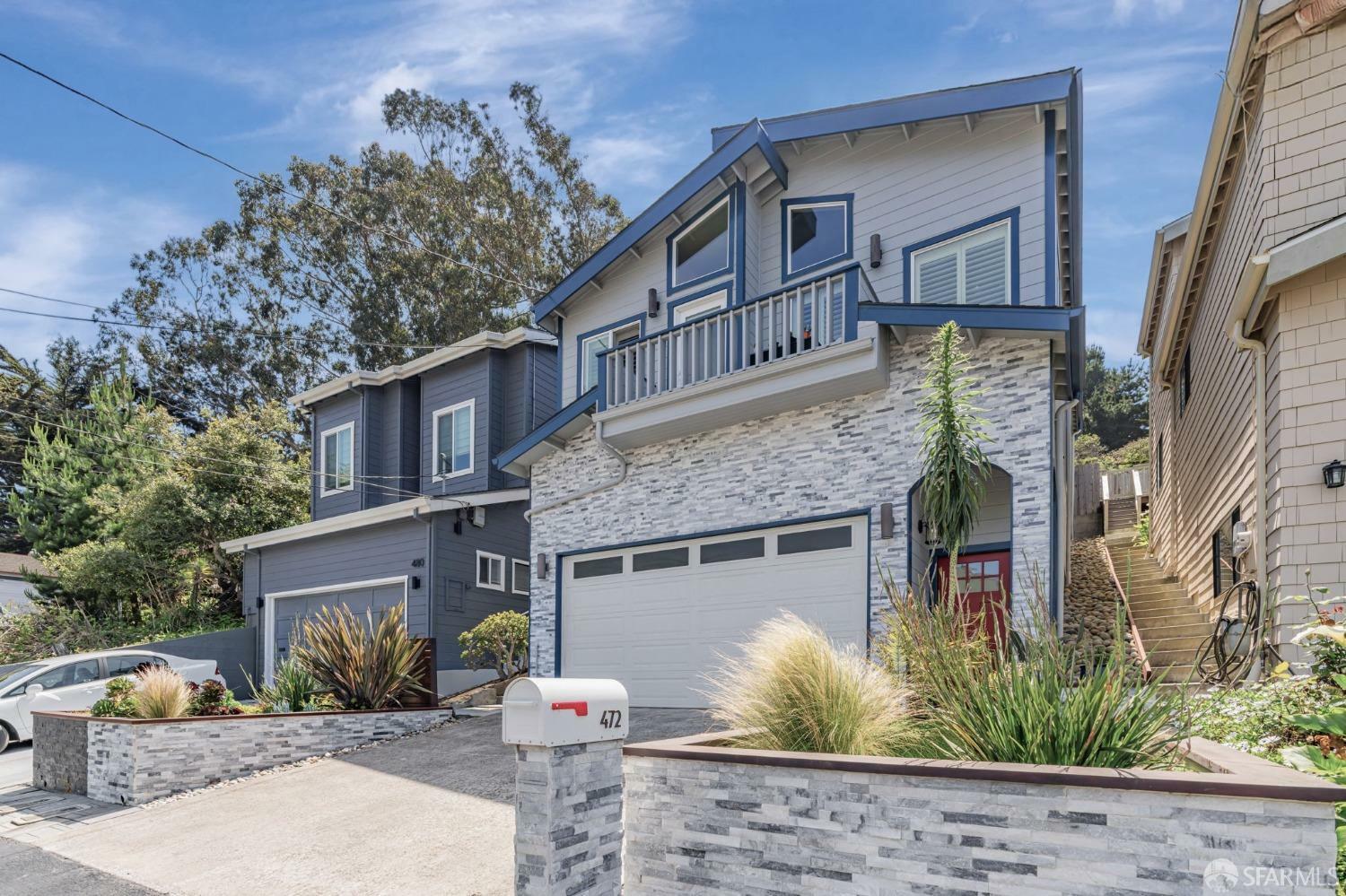 Property Photo:  472 Copeland Street  CA 94044 