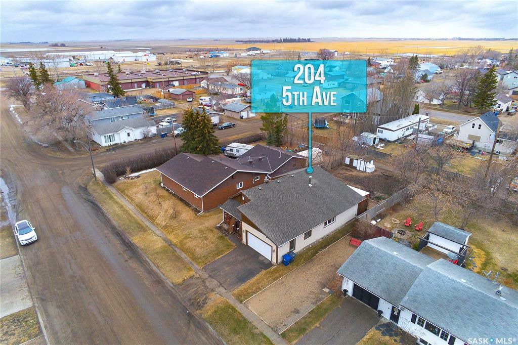 Property Photo: 204 5th Avenue SK S0K 0A0