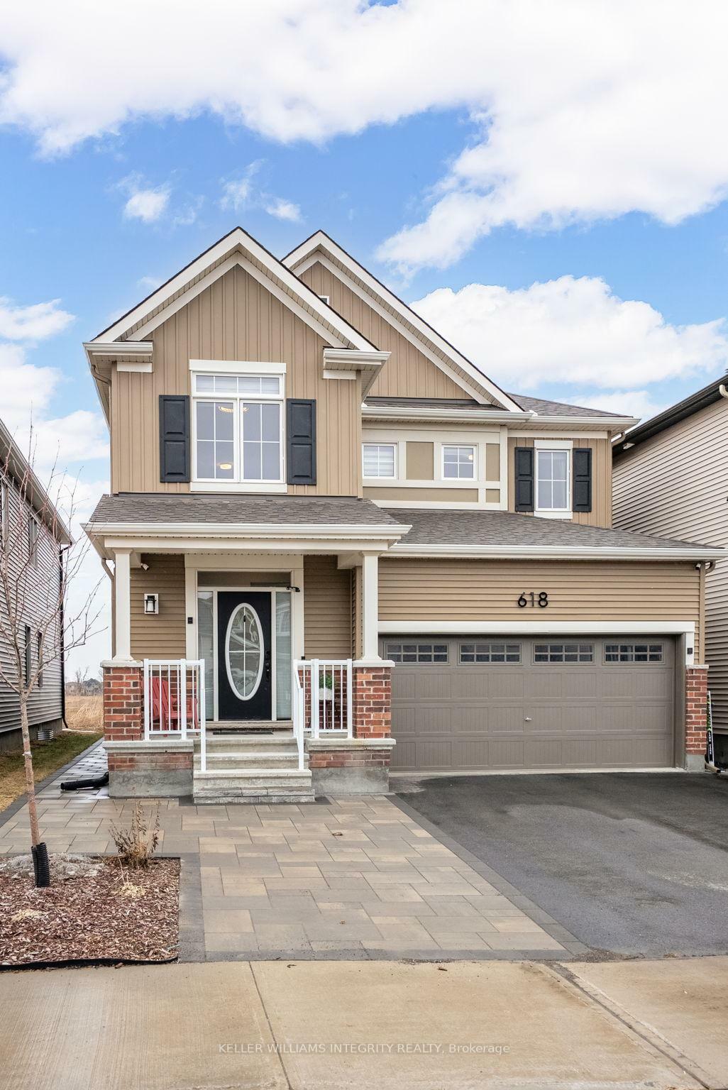 Property Photo: 618 Perseus Avenue ON K2J 6S7
