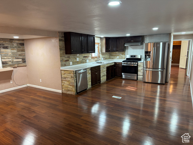 Property Photo: 731 W Little Matterhorn Dr S 320 UT 84123