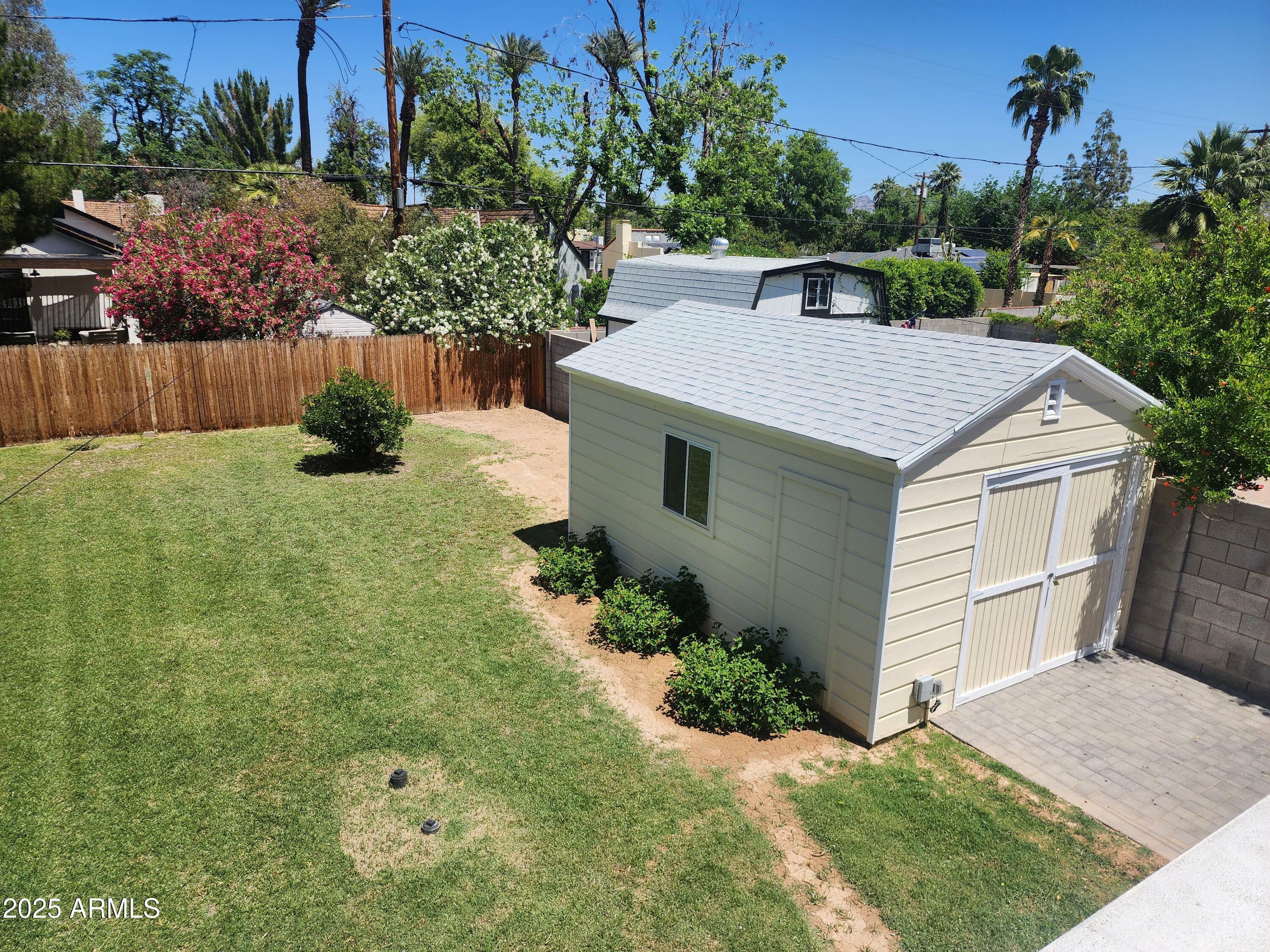 Property Photo: 930 W Mackenzie Drive AZ 85013