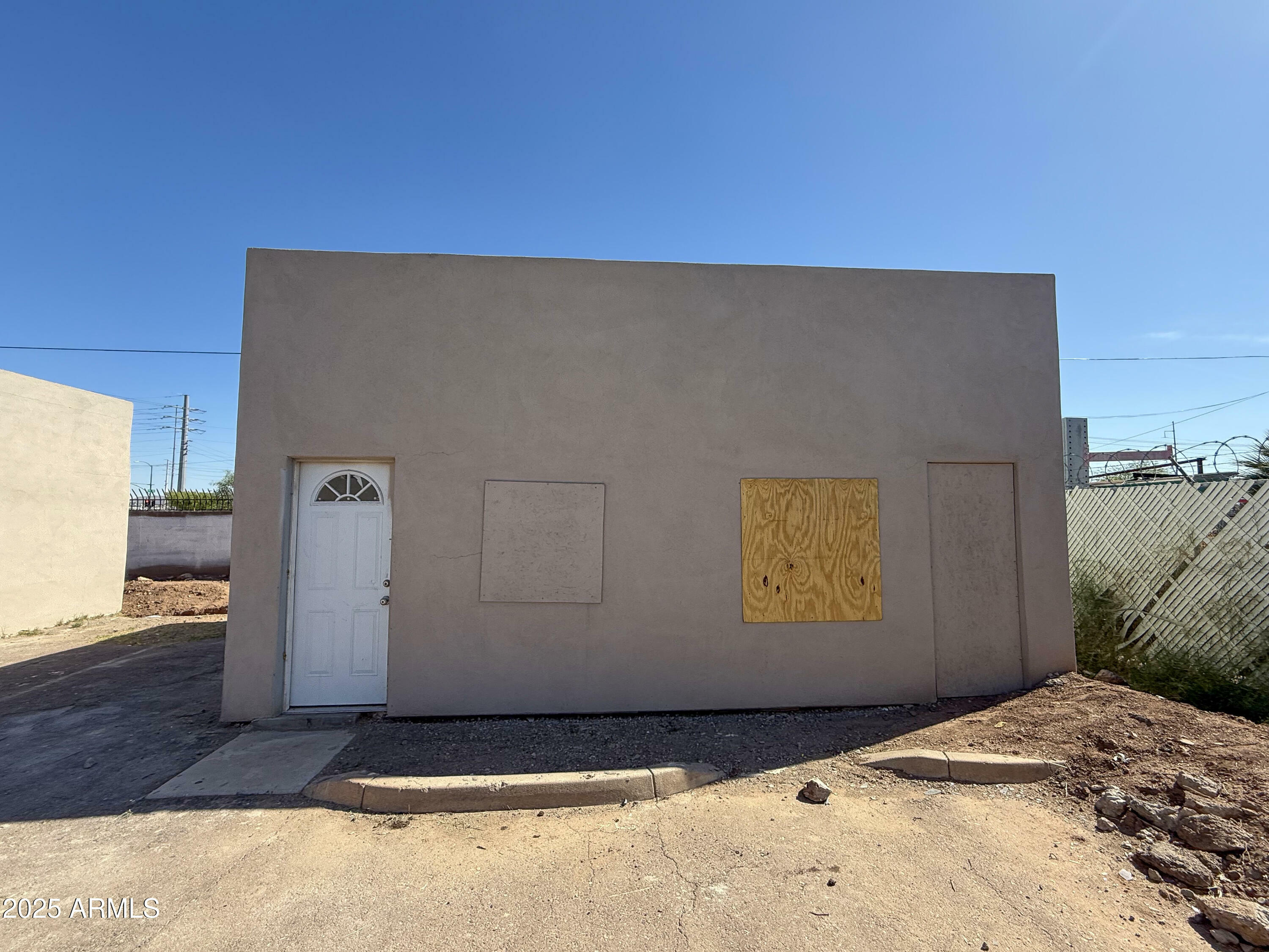 Property Photo: 602 S 17th Avenue AZ 85007