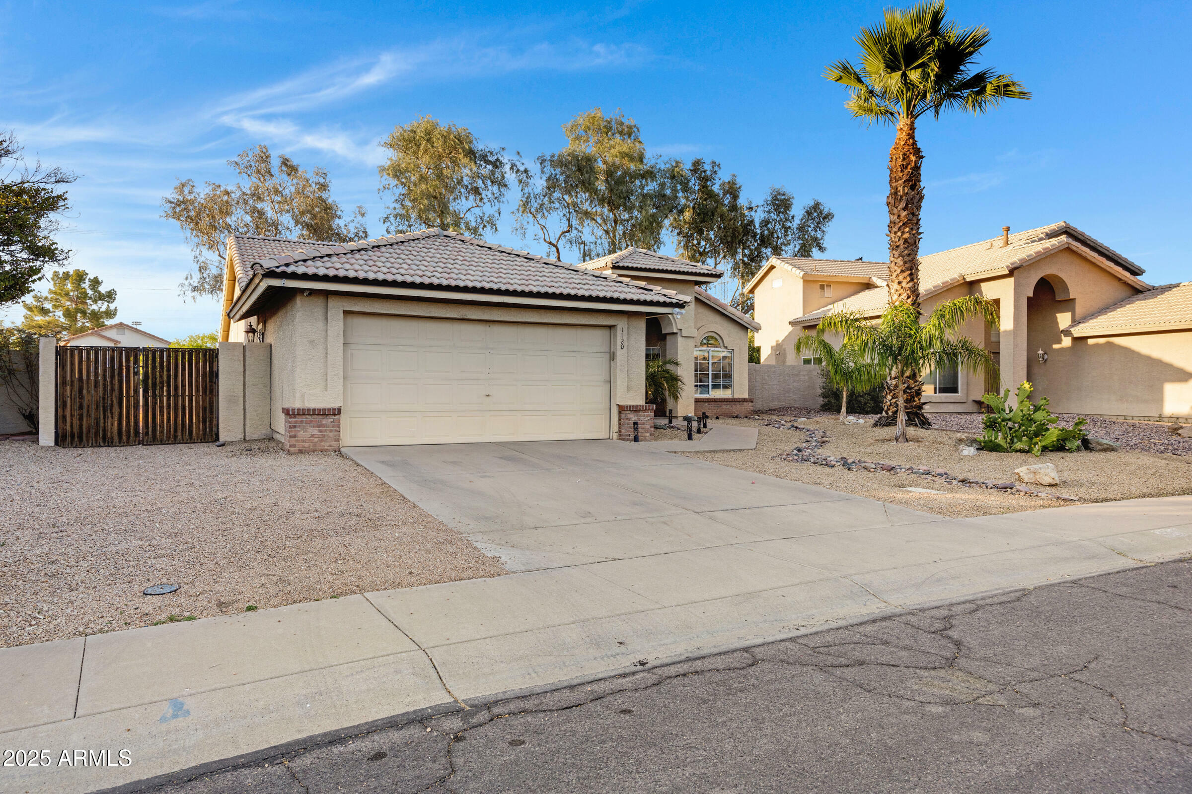 Property Photo: 1120 E Harbor View Drive AZ 85234