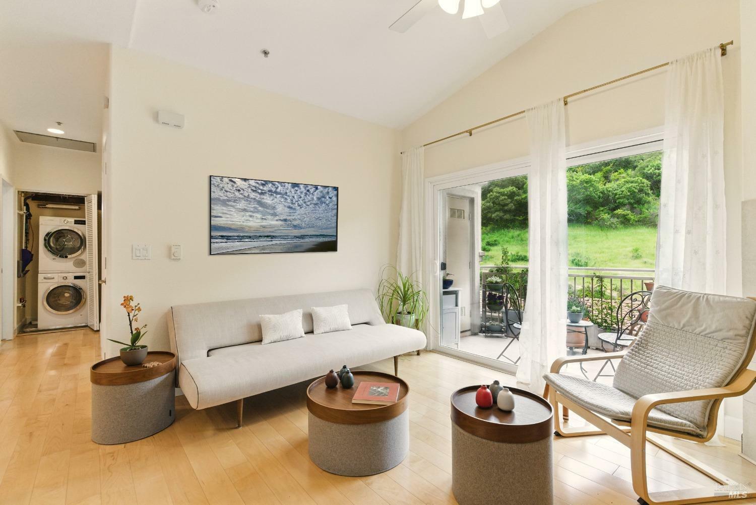 Property Photo: 401 North Avenue 310 CA 94903