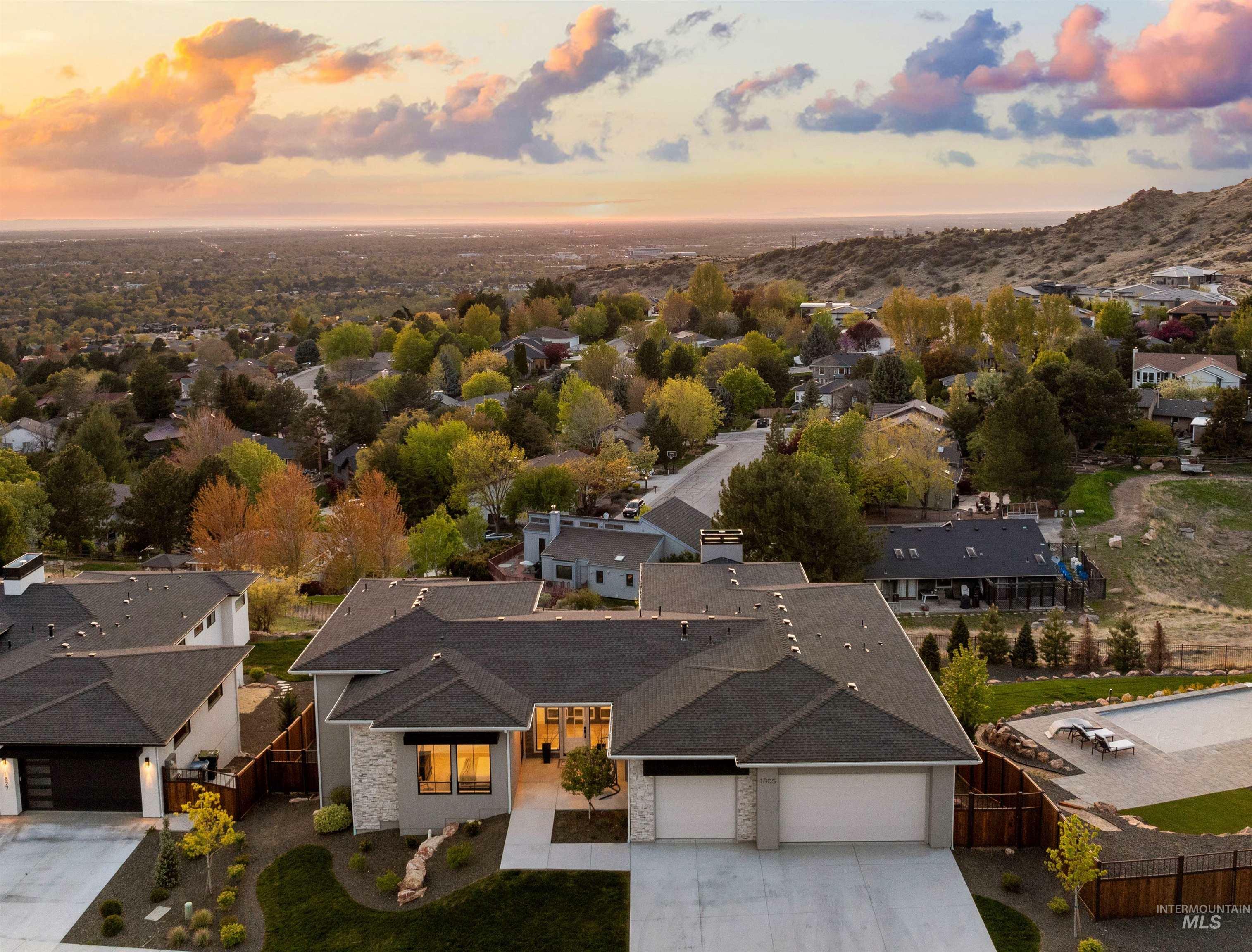 Property Photo: 1805 S Satellite Way ID 83712