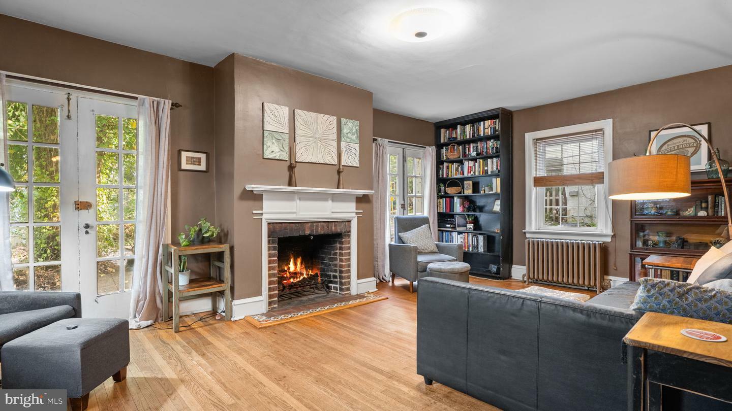 Property Photo: 211 Church Road PA 19027