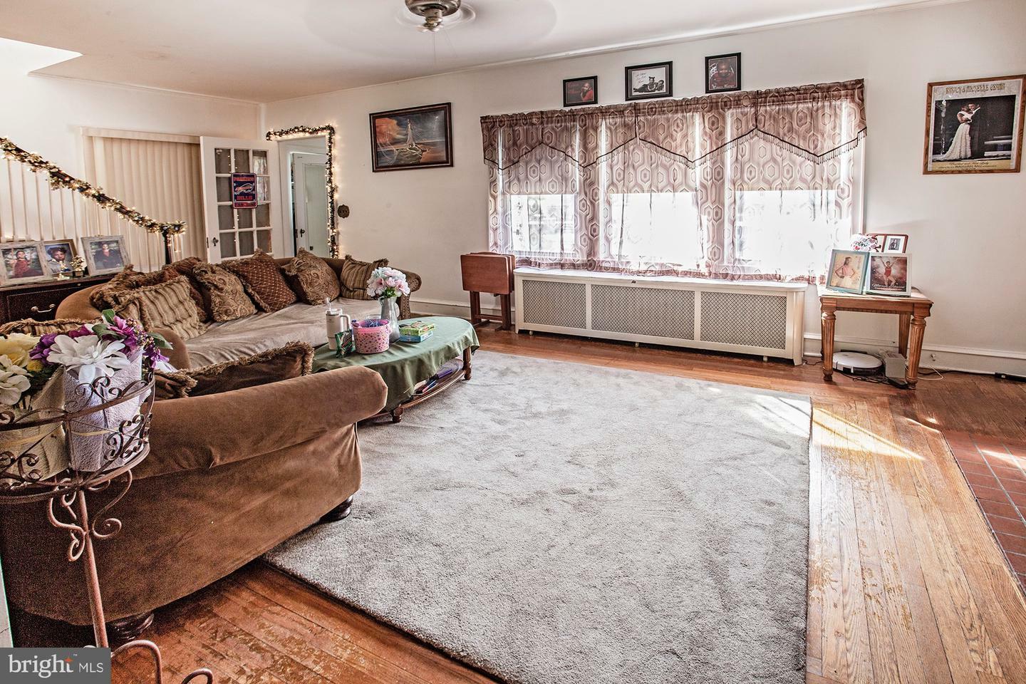 Property Photo: 207 9th Street NJ 08079