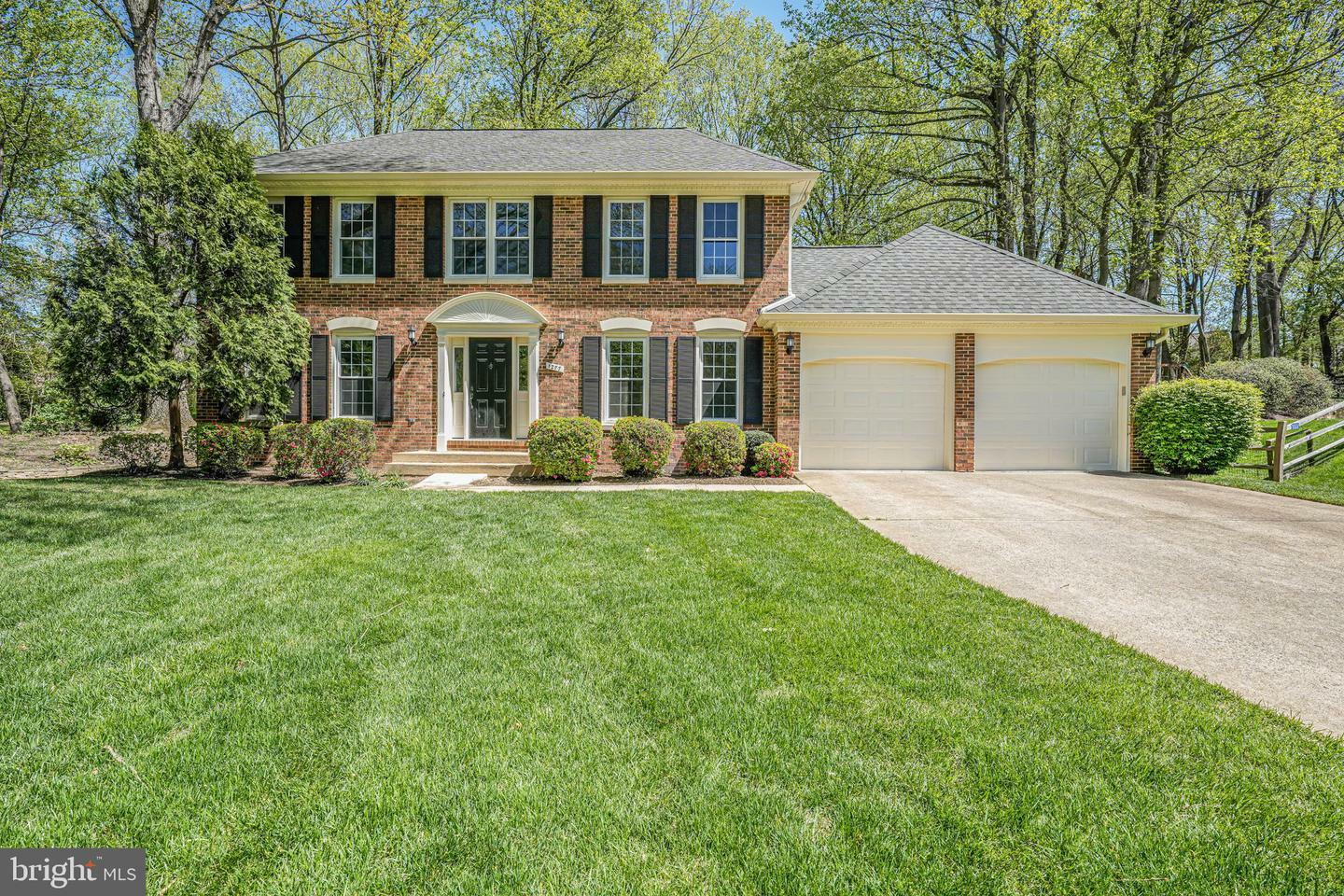 Property Photo: 1277 Golden Eagle Drive VA 20194