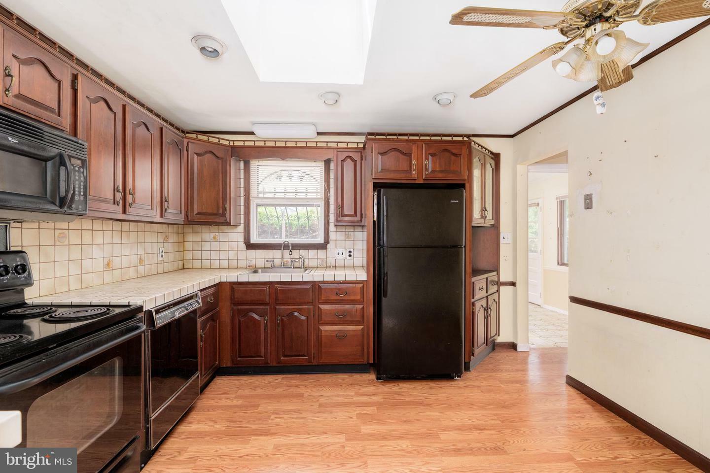 Property Photo: 112 Park Towne Drive MD 21921