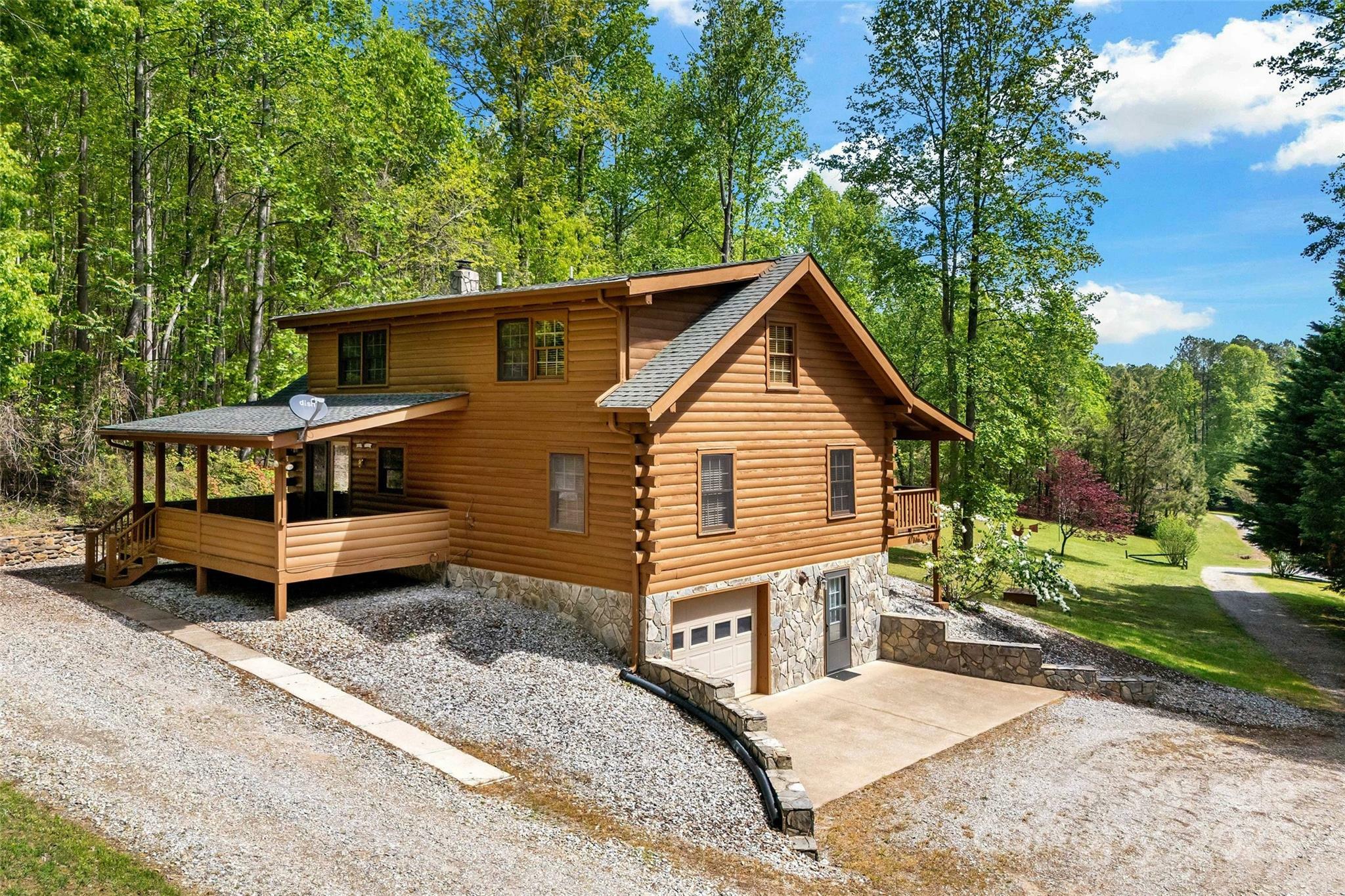 Property Photo: 3110 Mentink Way NC 28761