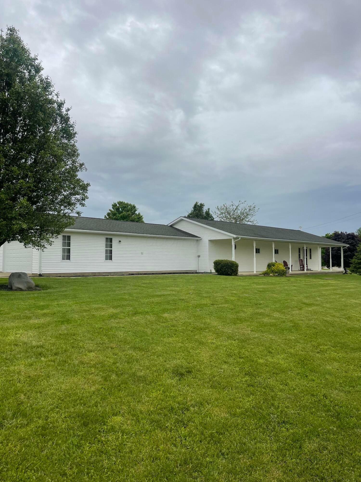 Property Photo: 25560 Chillicothe Pike OH 43164