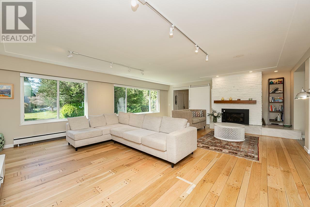 Property Photo: 4151 Tytahun Crescent BC V5N 3N1