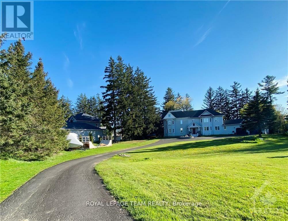 Photo de la propriété: 5500 Old Mill Way ON K4M 1C1