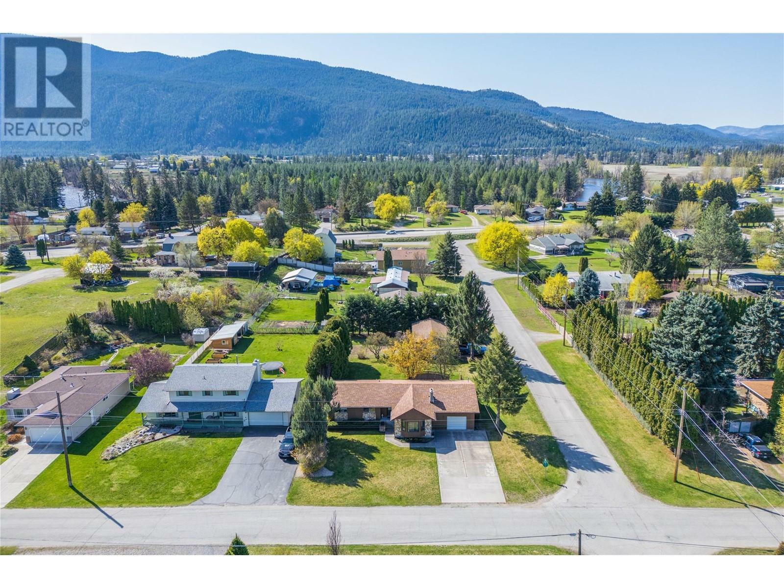 Photo de la propriété: 3170 1st Road BC V0H 1H2