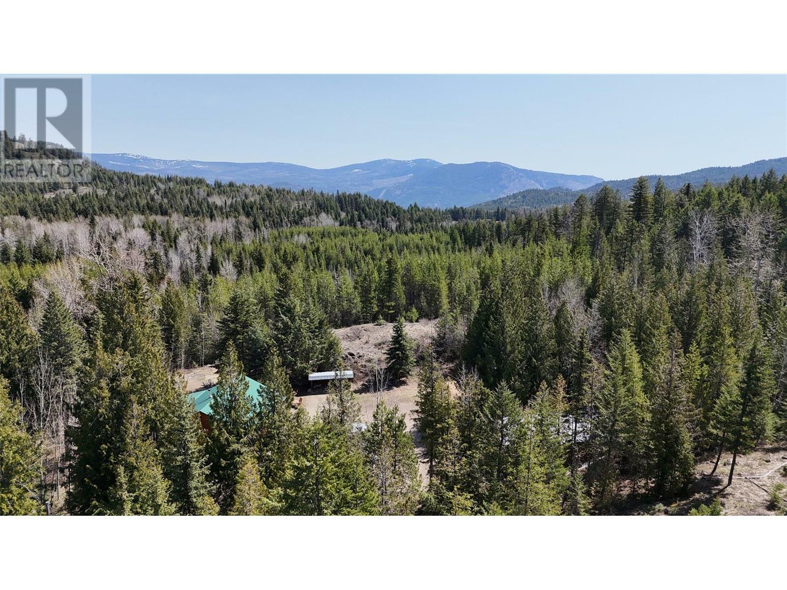 Property Photo: 10500 3 Highway BC V0H 1H5