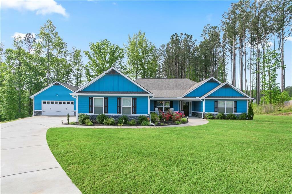 Property Photo: 505 Alta Court GA 30180