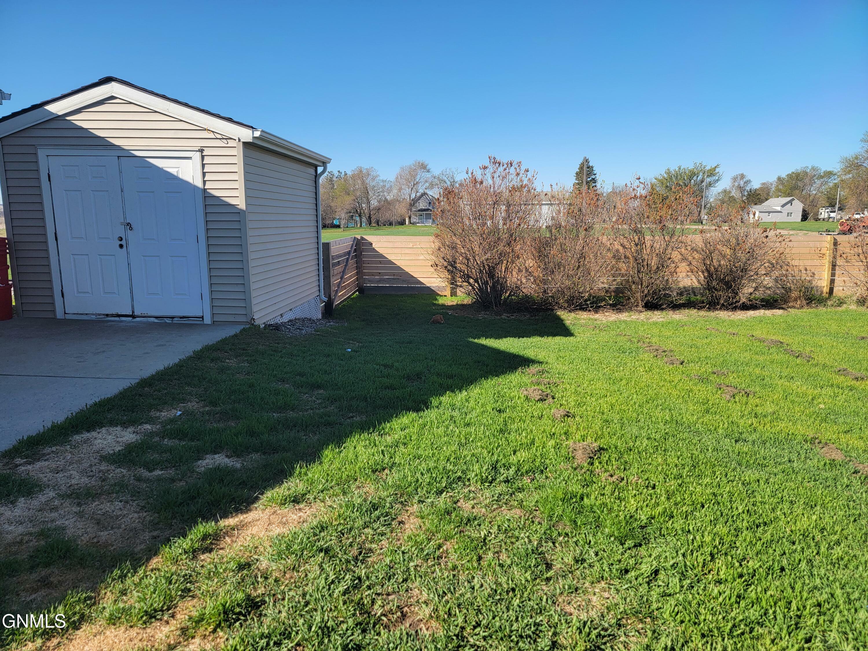 Property Photo: 1449 Main Avenue ND 58577