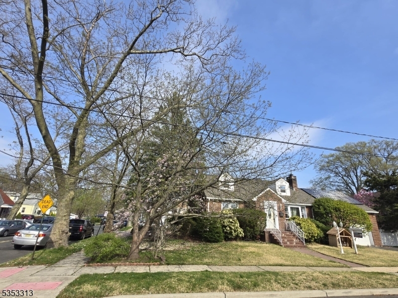 Property Photo: 403 Hamilton St NJ 07203