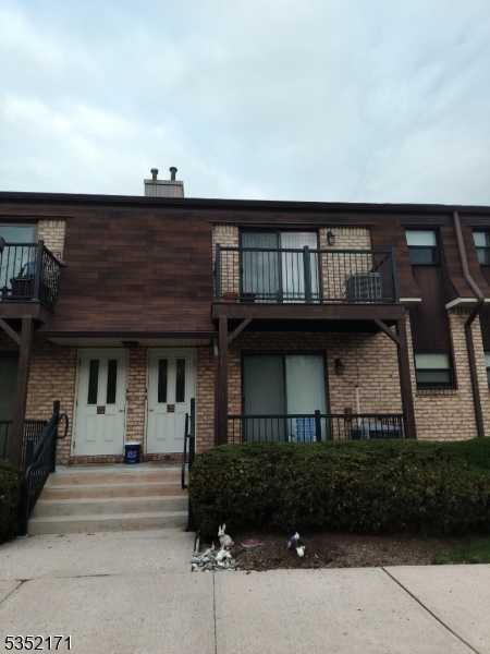Property Photo: 1304 Normandy Ct 1304 NJ 08822