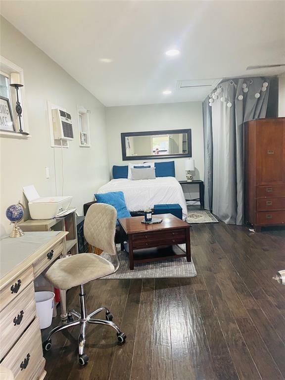 Property Photo: 4314 Gano St TX 77009